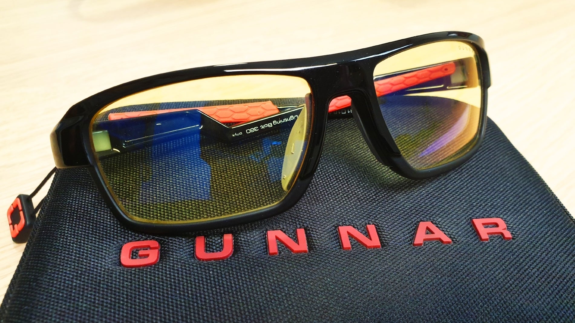Gunnar Compatibile Lightining Bolt 360 (Onyx) – Cavo O Accessorio? (Verificare Modello LI3-00101)