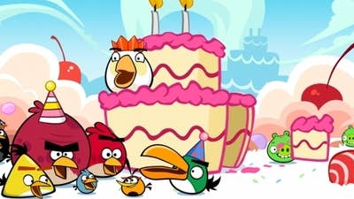 Angry Birds nets 8 million downloads on Christmas