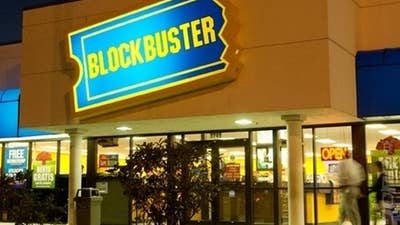Blockbuster U.S. leaves physical retail, 2800 jobs lost