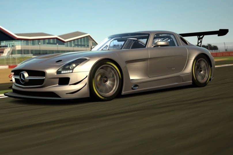 Atualização de Gran Turismo 6 traz carros e desafios