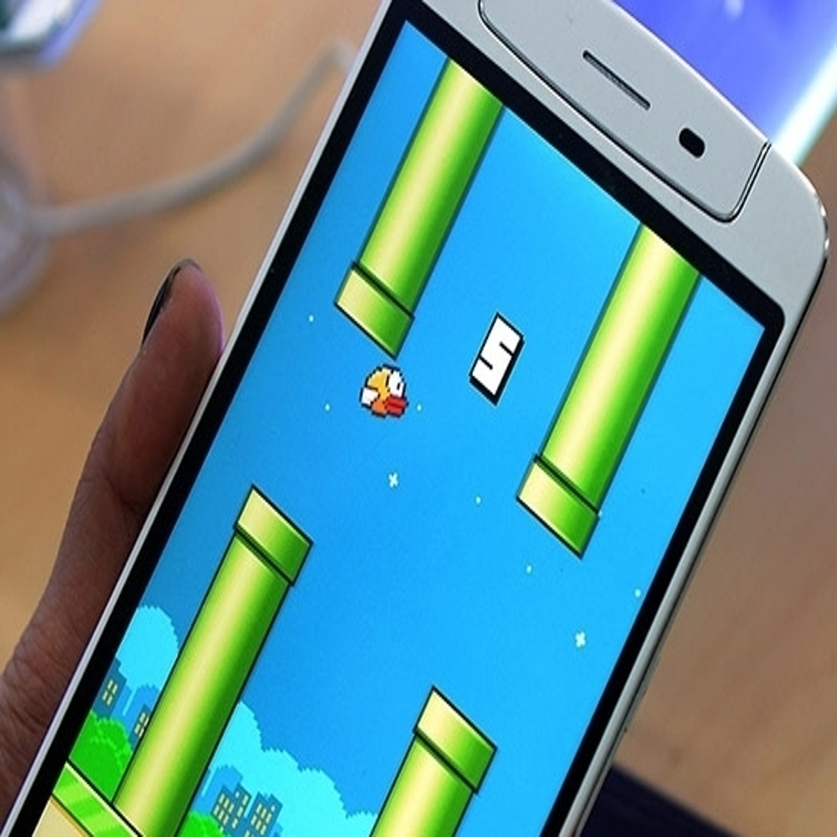 A Look at Flappy Bird, The Game That Shook the World