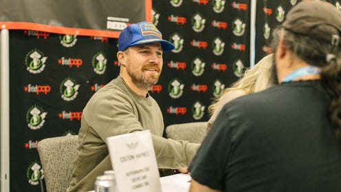 Stephen Amell at Emerald City Comic Con 2023