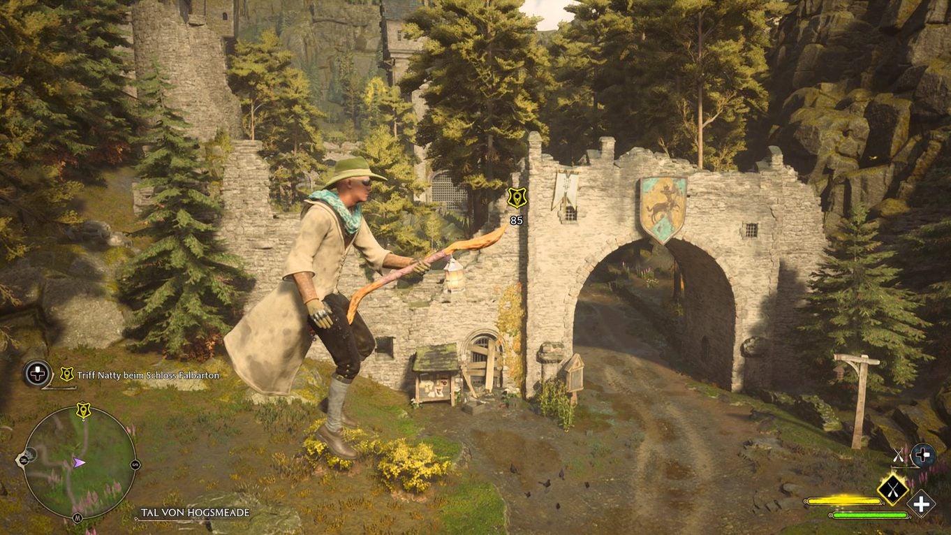 Hogwarts Legacy Ganz weit oben Festungsmauer erklimmen, Torhaus, Dach betreten Eurogamer.de