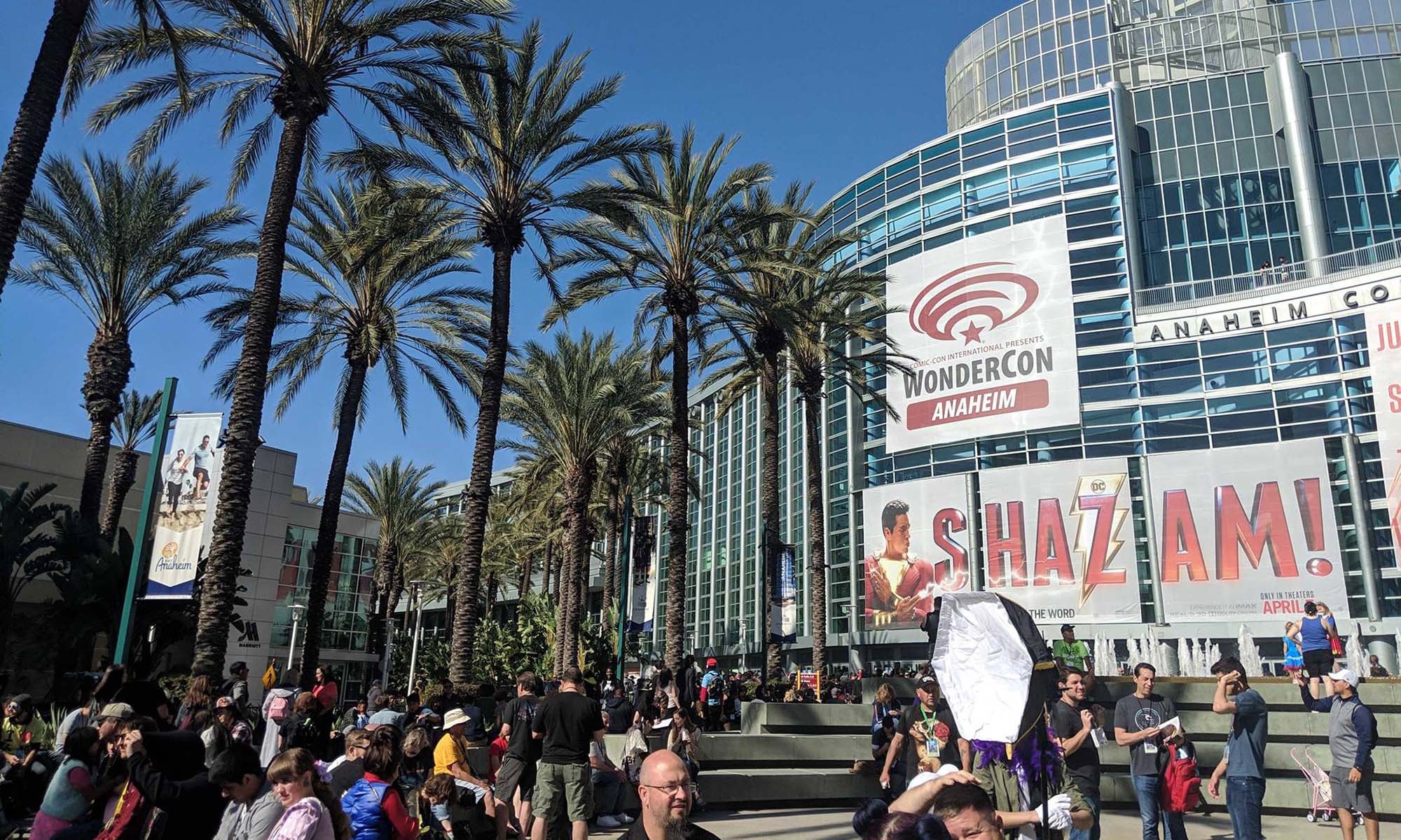 WonderCon 2022 Cosplayers creators and stars return to Anaheim  Orange  County Register