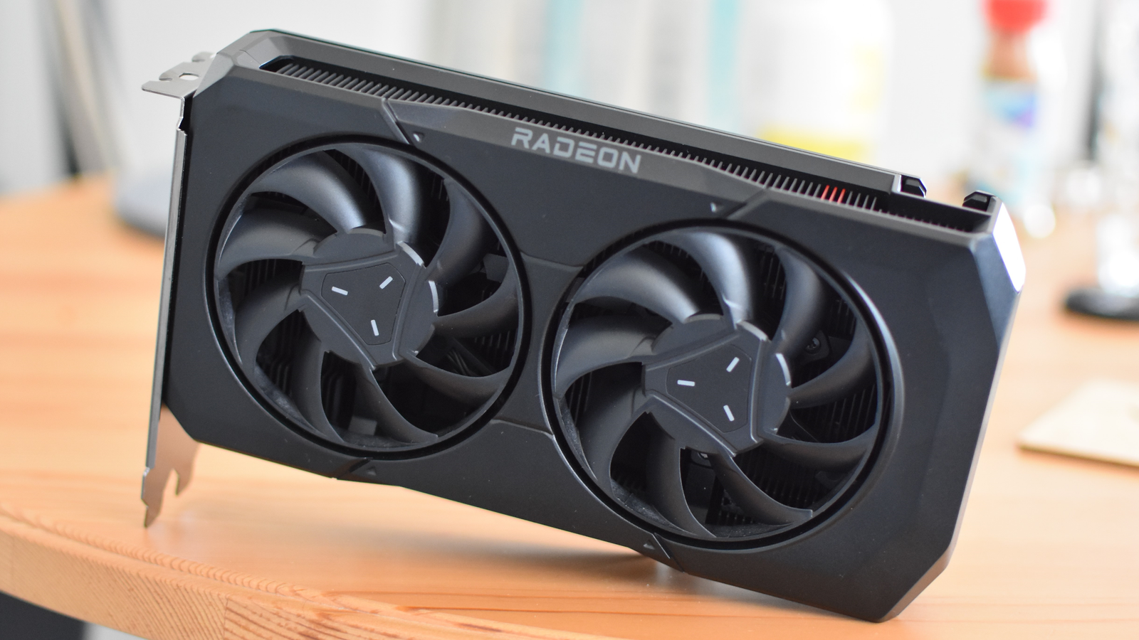 AMD Radeon RX 7600 review: a GPU with nothing new