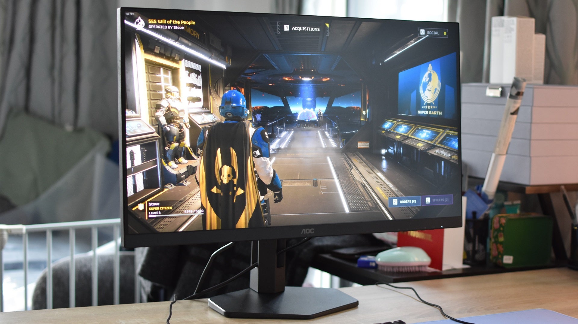 Игровой монитор AOC 27G4X под управлением Helldivers 2.