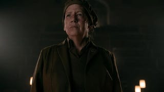 Aunt Lydia in The Handmaid's Tale season 5