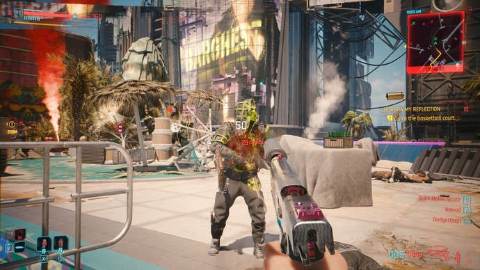Capture d'écran de Cyberpunk 2077 Phantom Liberty montrant des combats au pistolet dans les rues ensoleillées de Dogtown