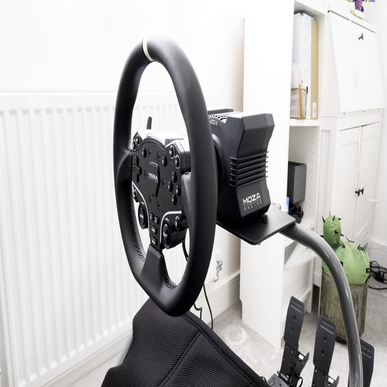 Moza R5 Bundle + PlaySeat Challenge X review: two great entry-level choices  for PC sim racing