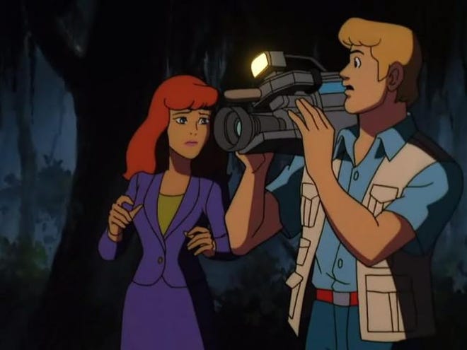 Fred and Daphne as adults in Scooby Doo on Zombie Island