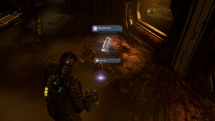 Isaac looks at Dallas's Rig in Dead Space