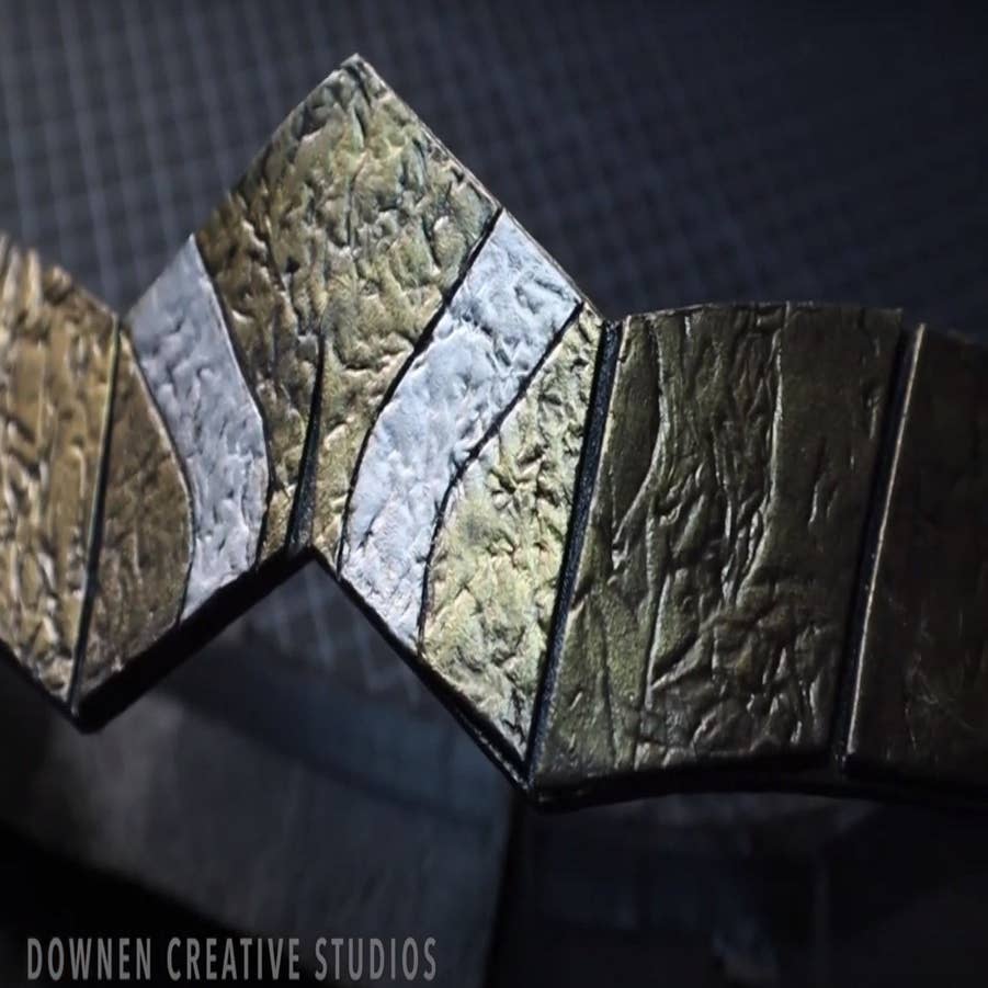 Cosplay: How to texture EVA foam to upgrade your cosplayer game