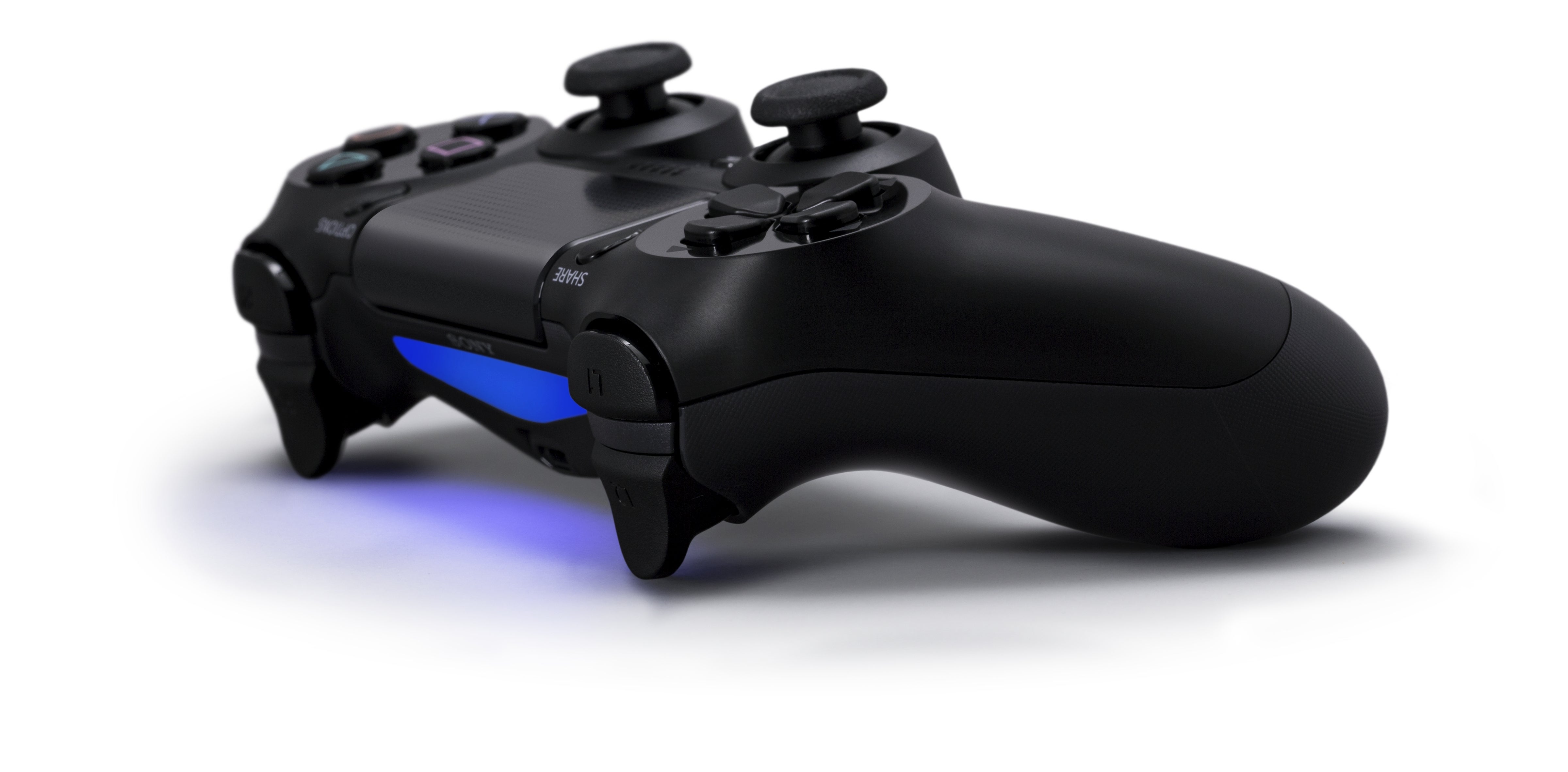 Just How Good is the DualShock 4 Hands On With the New PS4