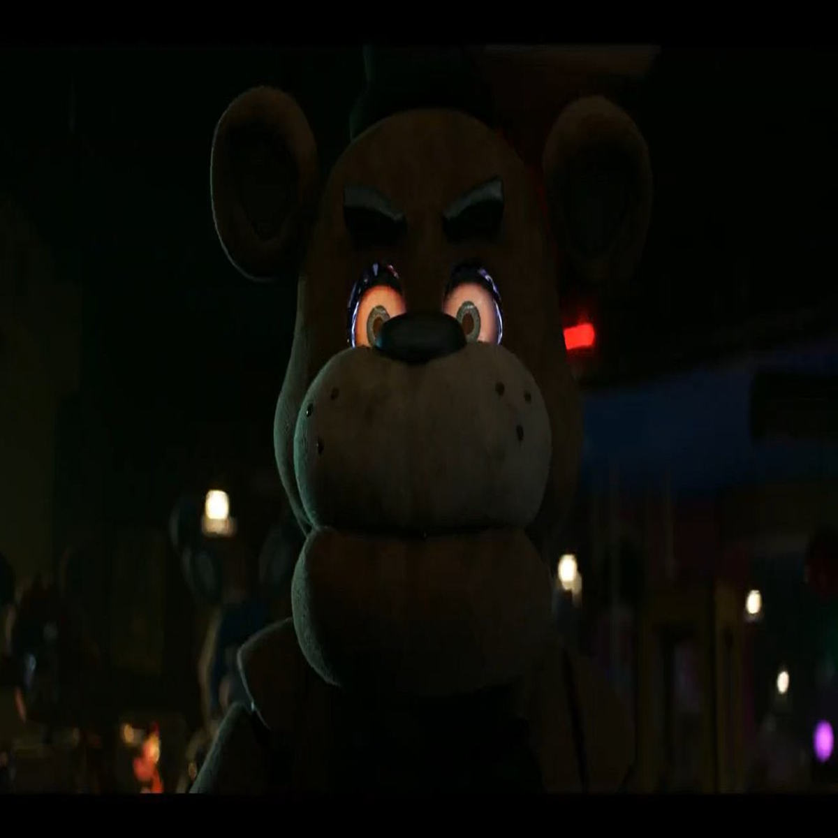 It seems the withered animatronics don't exist in the movie universe since  the tape from the trailer is set, most likely, in 83 : r/fivenightsatfreddys