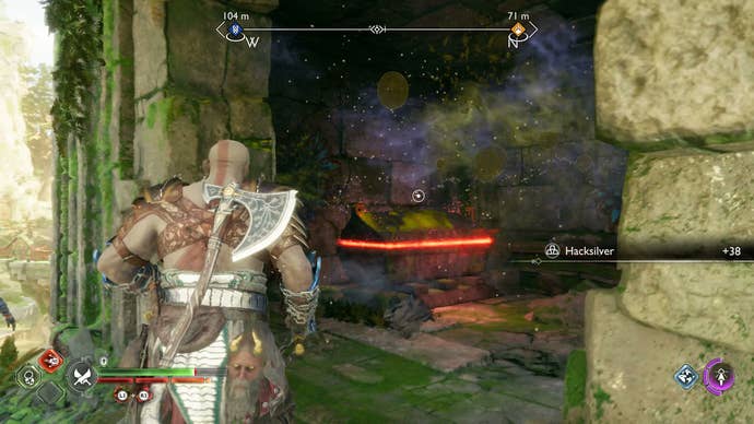 Kratos destruye las plantas venenosas para obtener el cofre del tesoro de los brazales perdidos de Ronda en Ragnarok