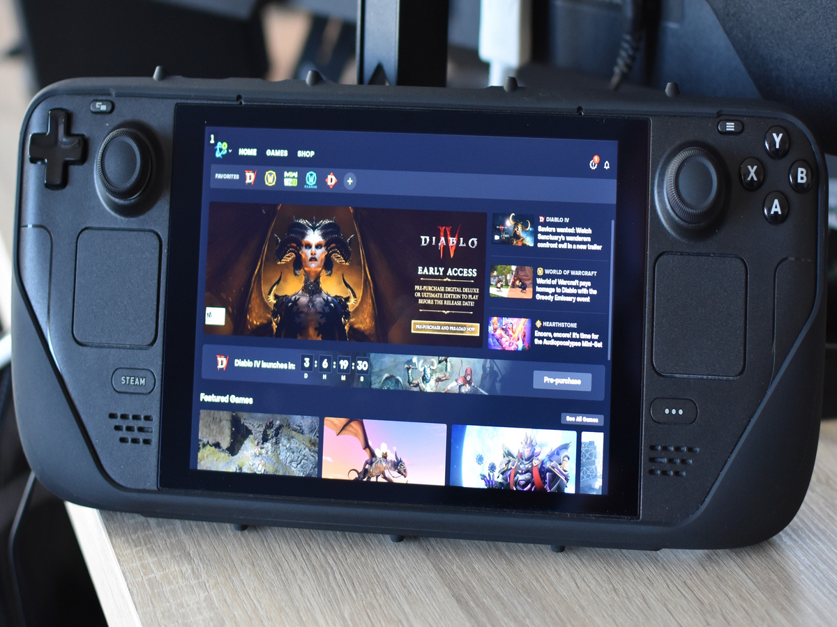 Steam Deck handheld Gaming Machine 🔥 A Nintendo Switch killer? For more  details, chat with us.