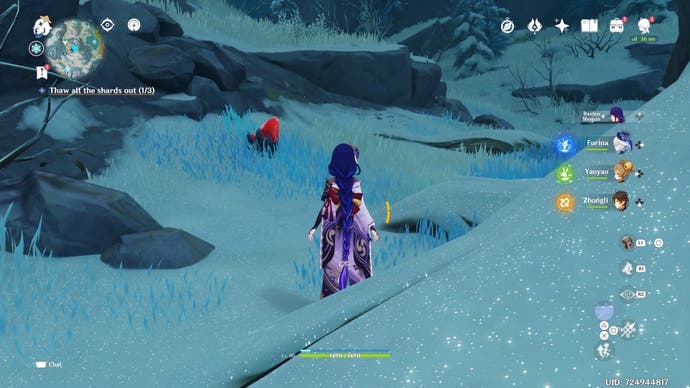 Raiden Shogun betrachtet eine kleine rote Bergbauvene im Schnee am Dragonspir -Berg