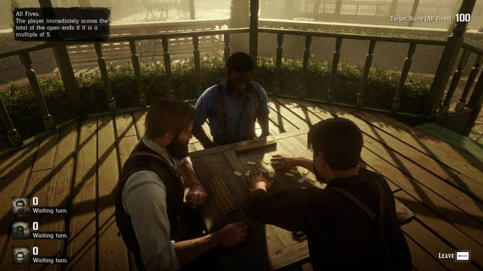 Артур играет в домино в Сен-Дени в Red Dead Redemption 2