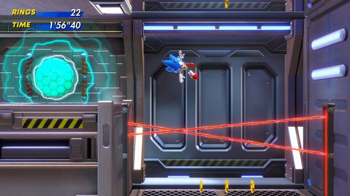 Sonic flotando en gravedad cero en el nivel de la estación espacial Sonic Superstars