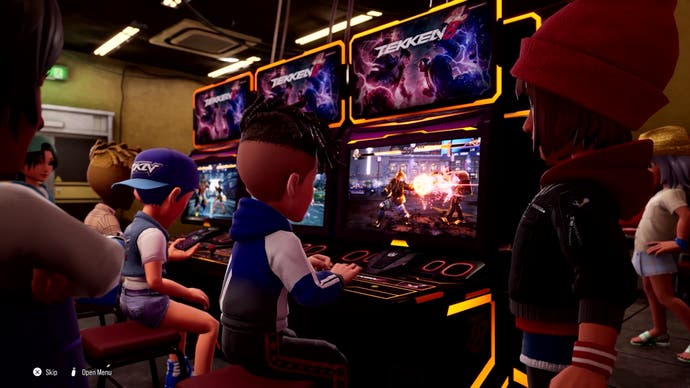 اسکرین شات Tekken 8 که آواتار سفارشی بازیکن را در یک ماشین آرکید در حالت Arcade Quest نشان می دهد