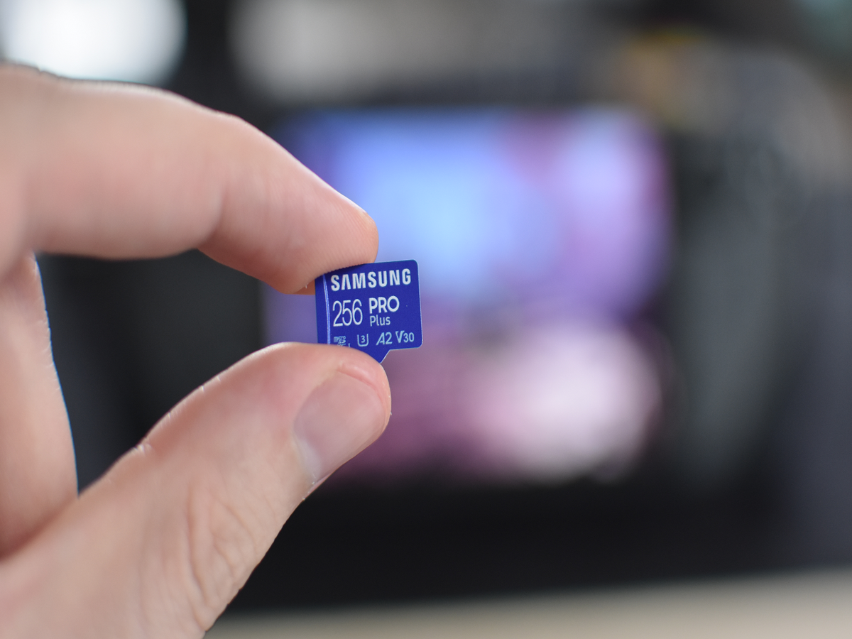 Best MicroSD Cards for Steam Deck OLED