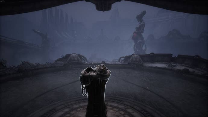 The player faces a two-handed pillar in Act 5 of Scorn
