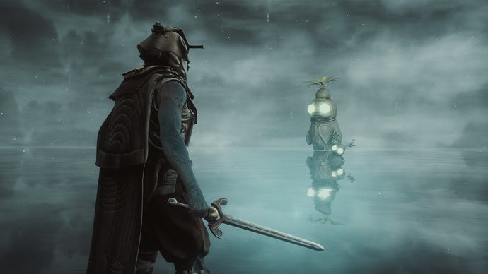 Un guerrier se tient dans un royaume aqueux et abstrait aux côtés d'une créature de pierre aux grands yeux verts brillants dans Soulframe.
