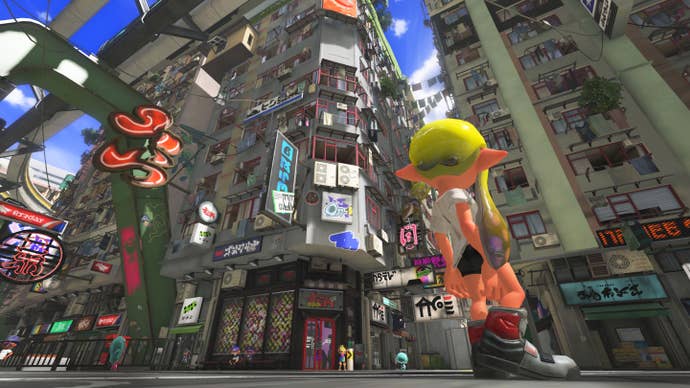 A player looks up at the main city area in Splatoon 3