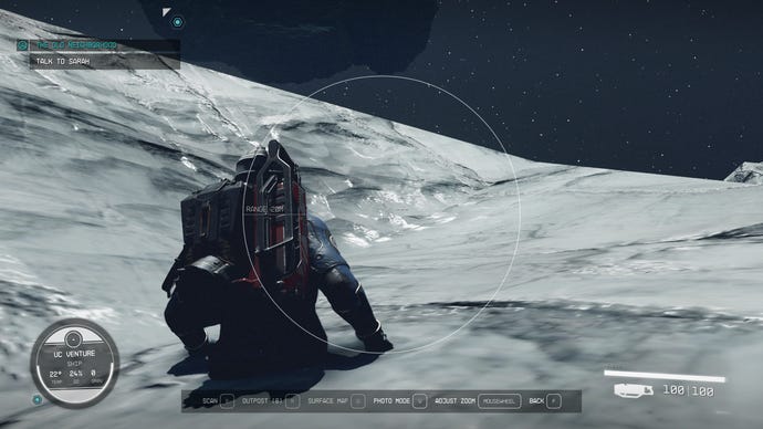 Der Spieler stößt in Starfield auf einen Asteroiden.