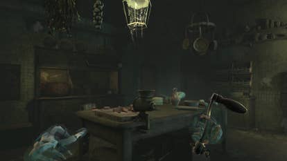 تصویری از هفتمین مهمان واقعیت مجازی که آشپزخانه ای قدیمی را نشان می دهد.  دست‌های بی‌جسم بازیکن میل لنگ را گرفته است و غذای پوسیده در میان سایه‌ها انباشته شده است.
