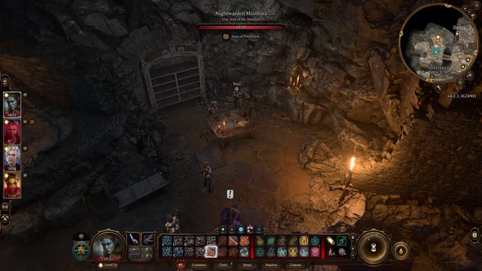 Der Cursor schwebte über Minthara hinter einem Schreibtisch in einem dunklen Raum