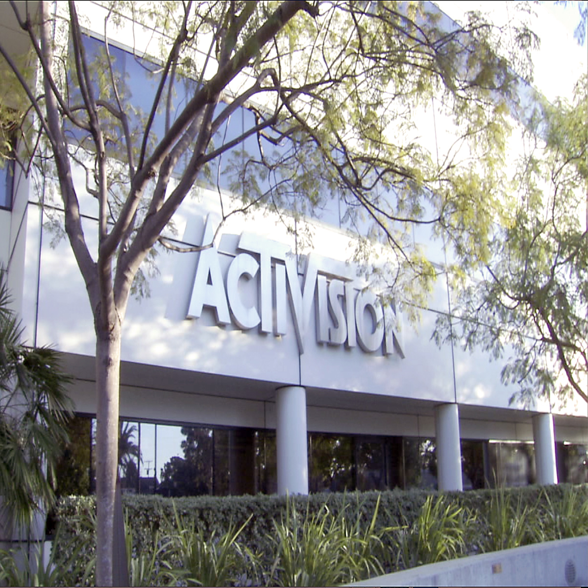 Microsoft-Activision deal provisionally approved by U.K. regulator - Polygon