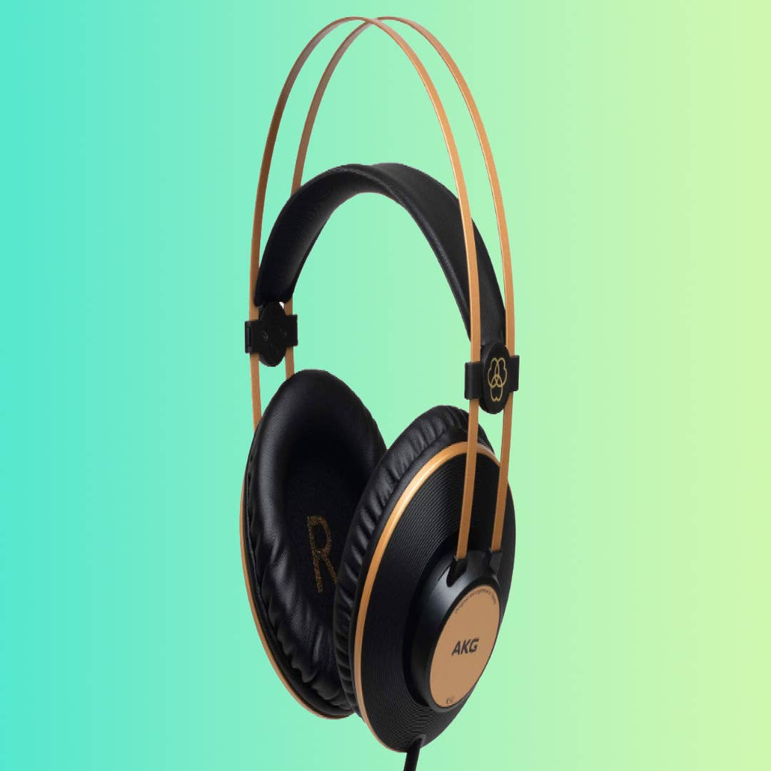 AKG K92 PRO-AUDIO CLOSED-BACK & OVER-EAR HEADPHONES