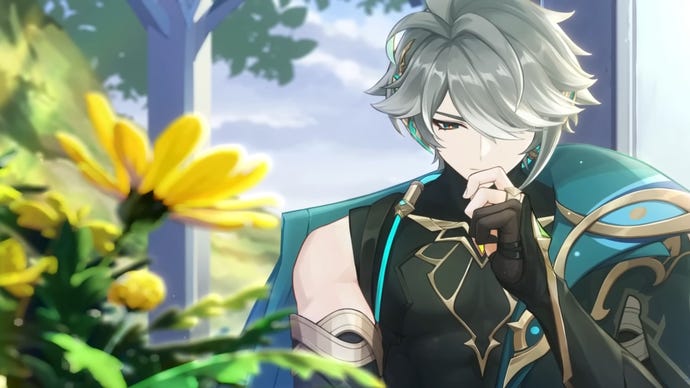 Genshin Impact Alhaitham Build：緑色の髪の毛を身に着けた短い銀色の髪のアニメの男は、黄色い花の隣に立って、彼の顔に思慮深い表情を着ています