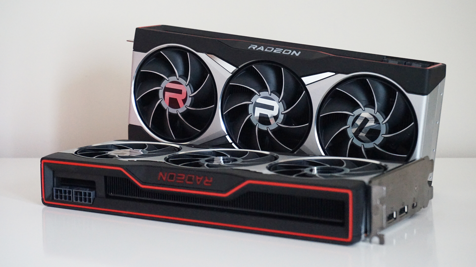 AMD Radeon RX 6800 XT Review - NVIDIA is in Trouble