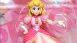 Amiibo sem pernas da Princess Peach à venda no eBay