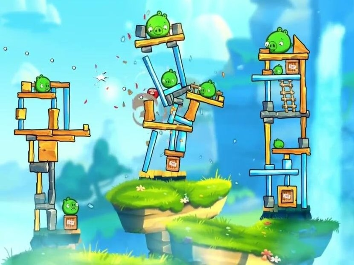 https://assetsio.reedpopcdn.com/angry-birds-2-review-1438670972492.jpg?width=1200&height=900&fit=crop&quality=100&format=png&enable=upscale&auto=webp