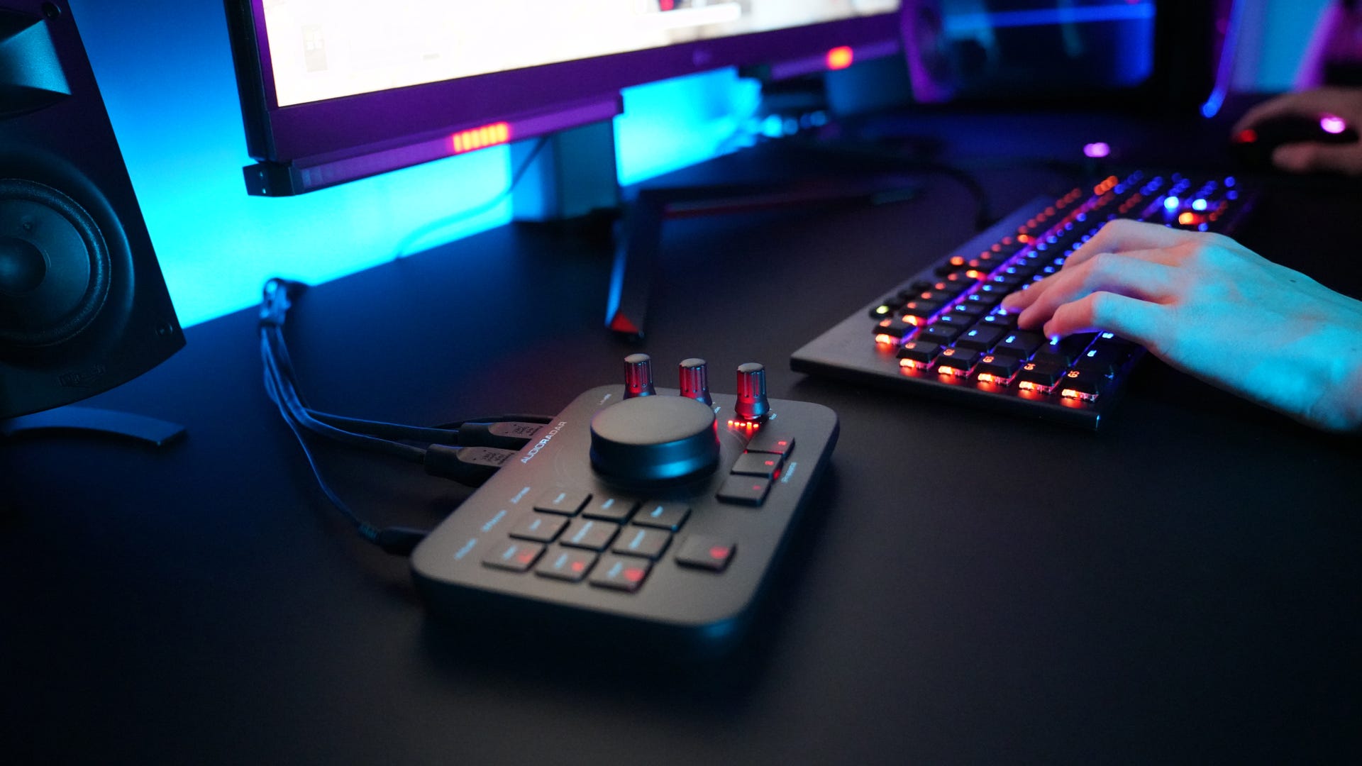 Audio Radar is an LED sound indicator for the hard of hearing | Rock ...