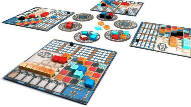 Azul beginner board game gameplay layout