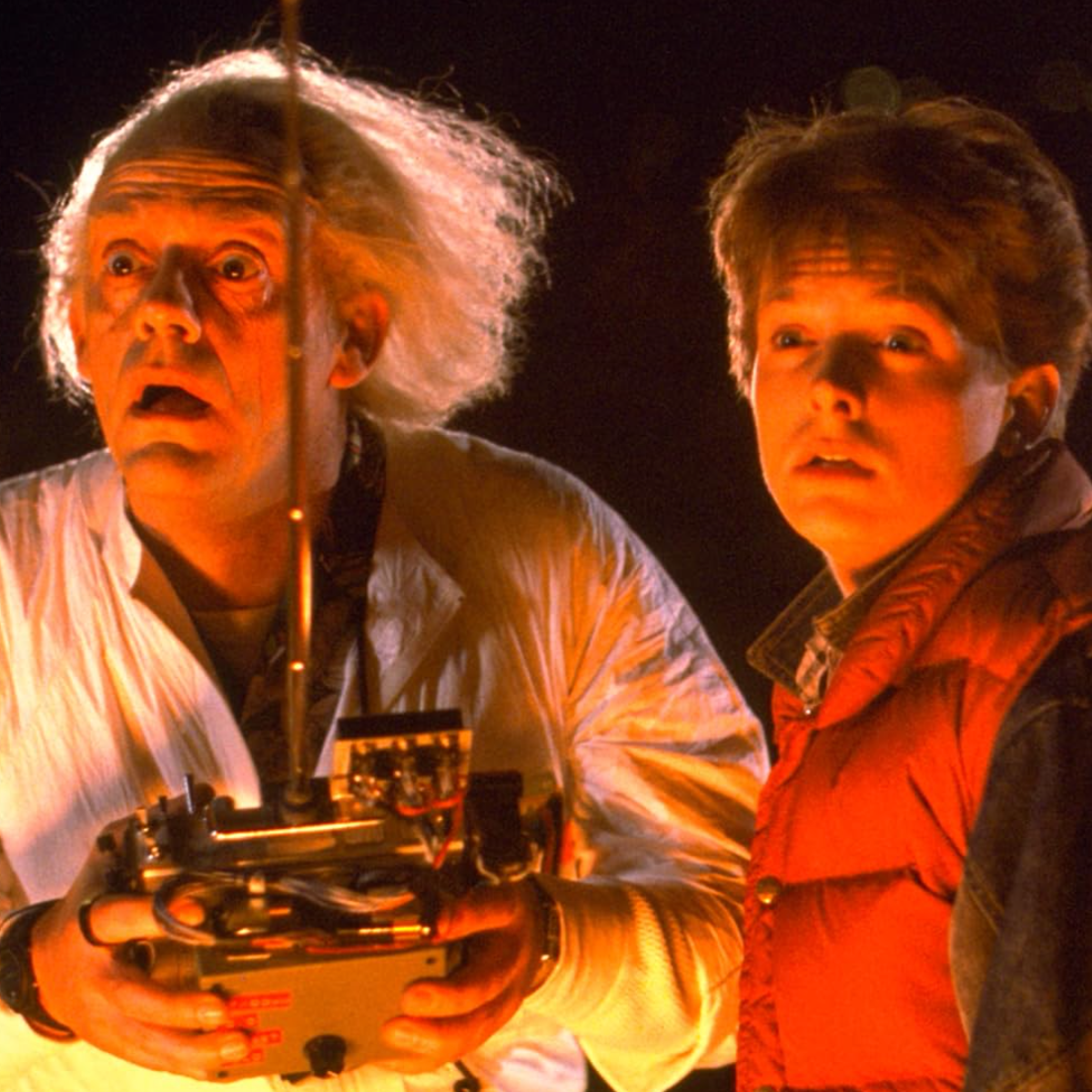 Watch back to 2025 the future movie