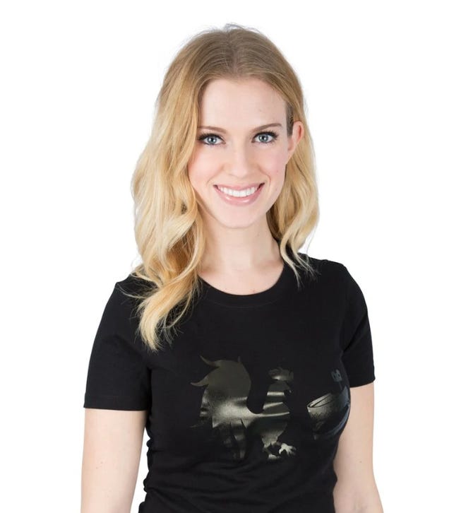 Barbara Dunkelman wearing a black tshirt