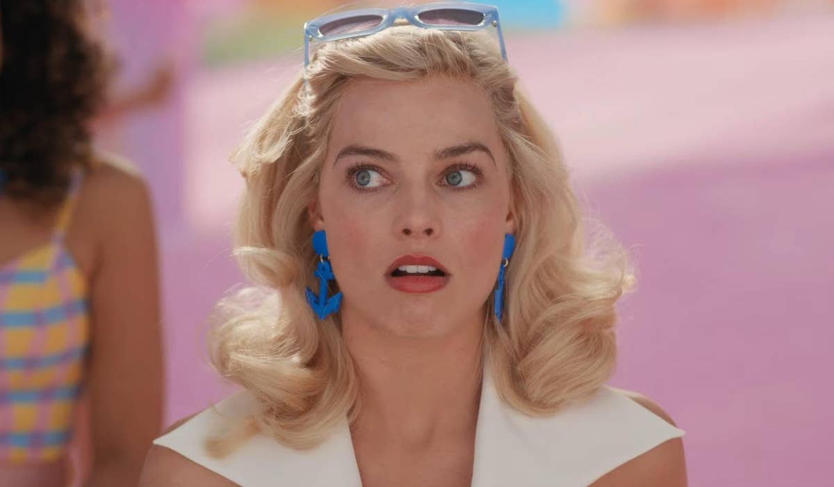 Margot robbie top barbie movie