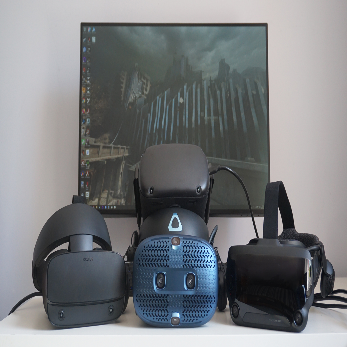 Forladt enkelt Spædbarn The best VR headsets for PC 2023 | Rock Paper Shotgun