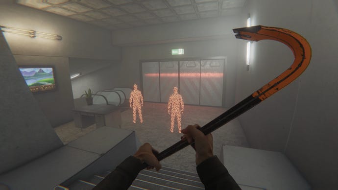 The player, crowbar raised, advances on two unsuspecting figures in a concrete room in a facility in Bonelab