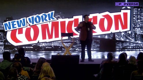Brandon Sanderson is at NYCC for a reading and Q&A, watch it here!