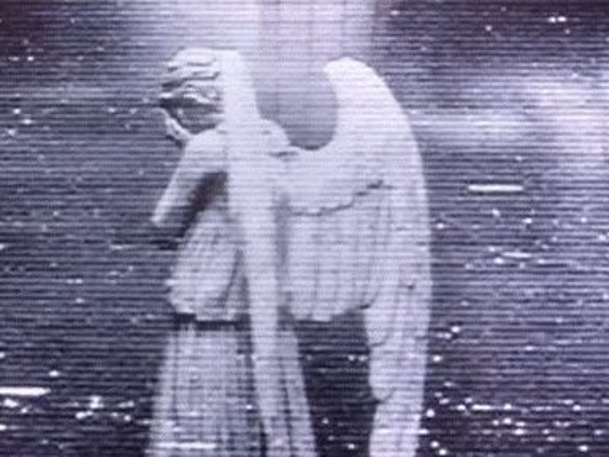 the silence vs weeping angels