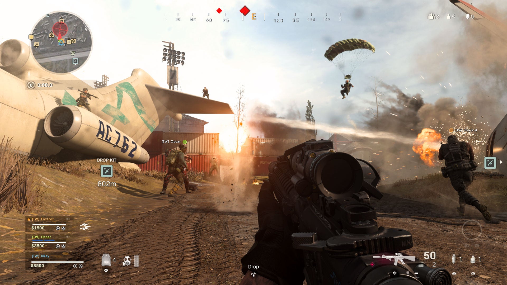 Внимание перезапустите игру warzone mobile. Ps4 Call of Duty варзон. HUD Call of Duty Warzone 2. Варзоне Call of Duty геймплей. Call of Duty 4 варзон.