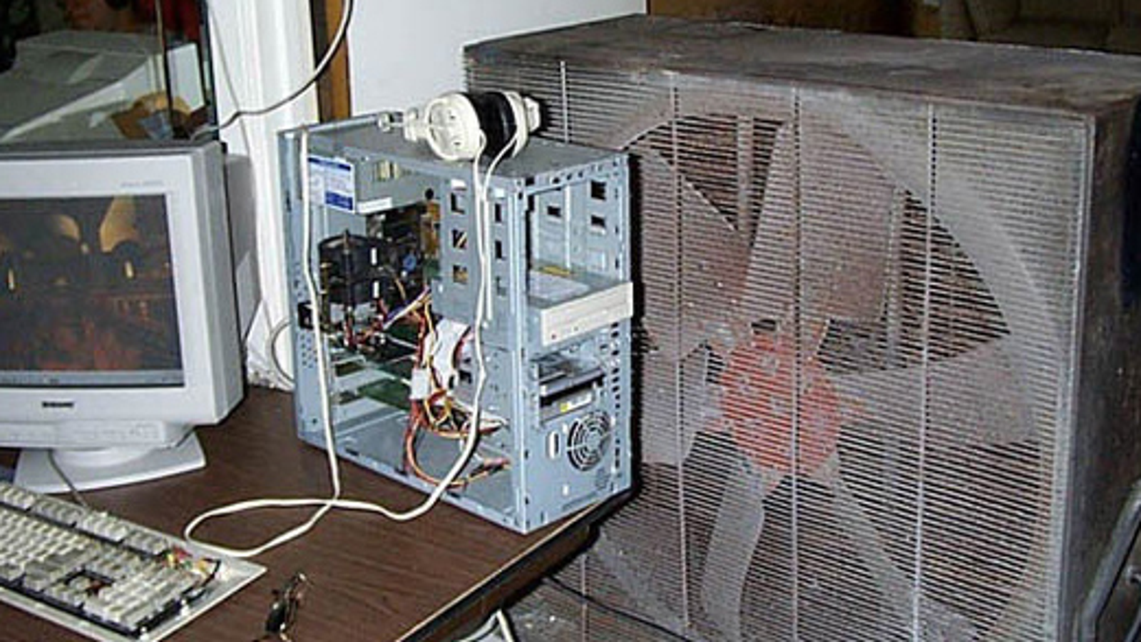 Cool Desktop Computers