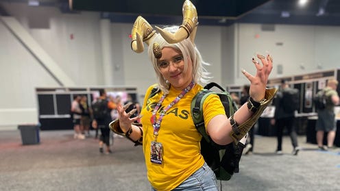 Cropped photo of cosplayer