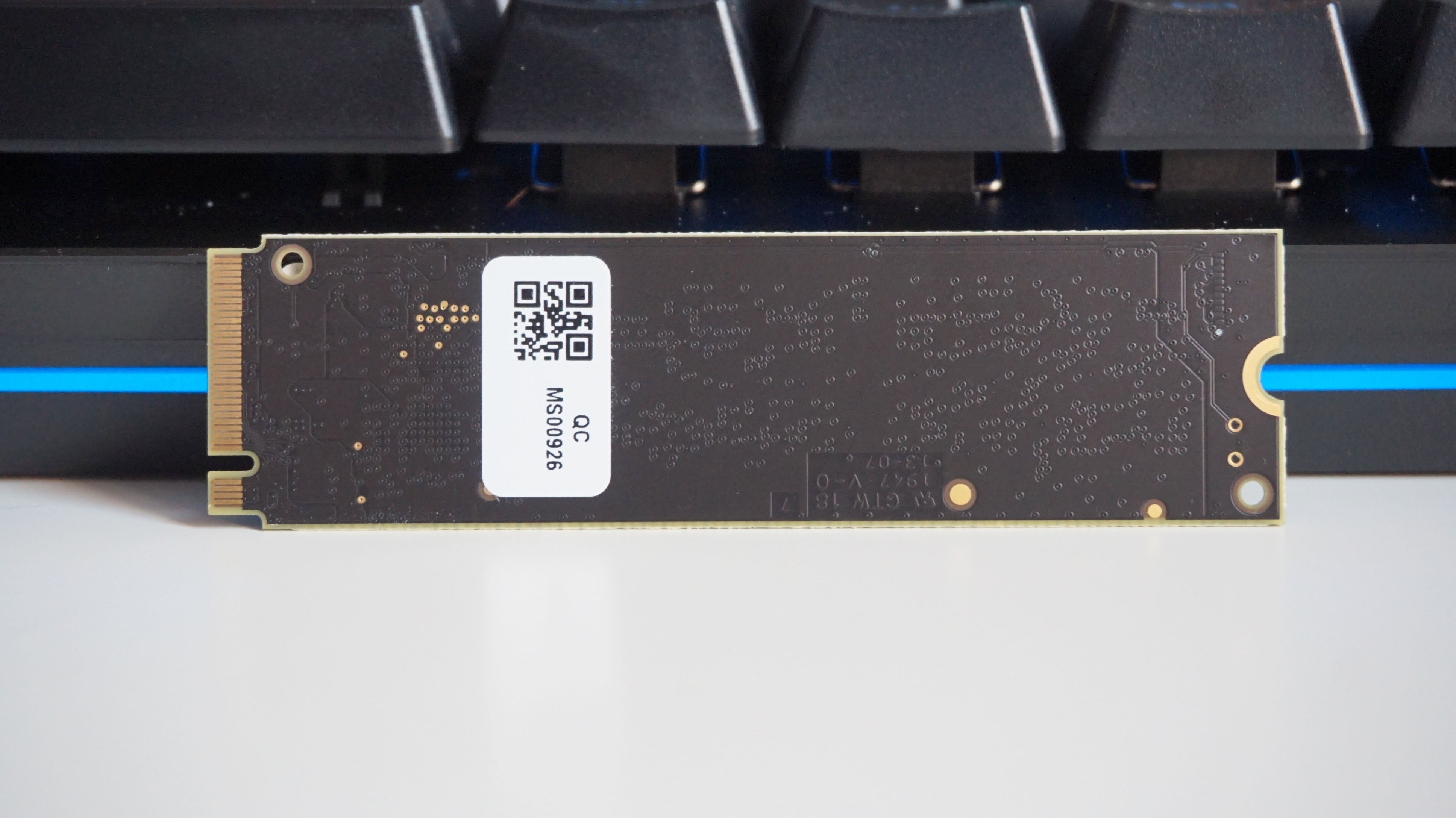 Crucial p2 ssd. Crucial SSD p2.